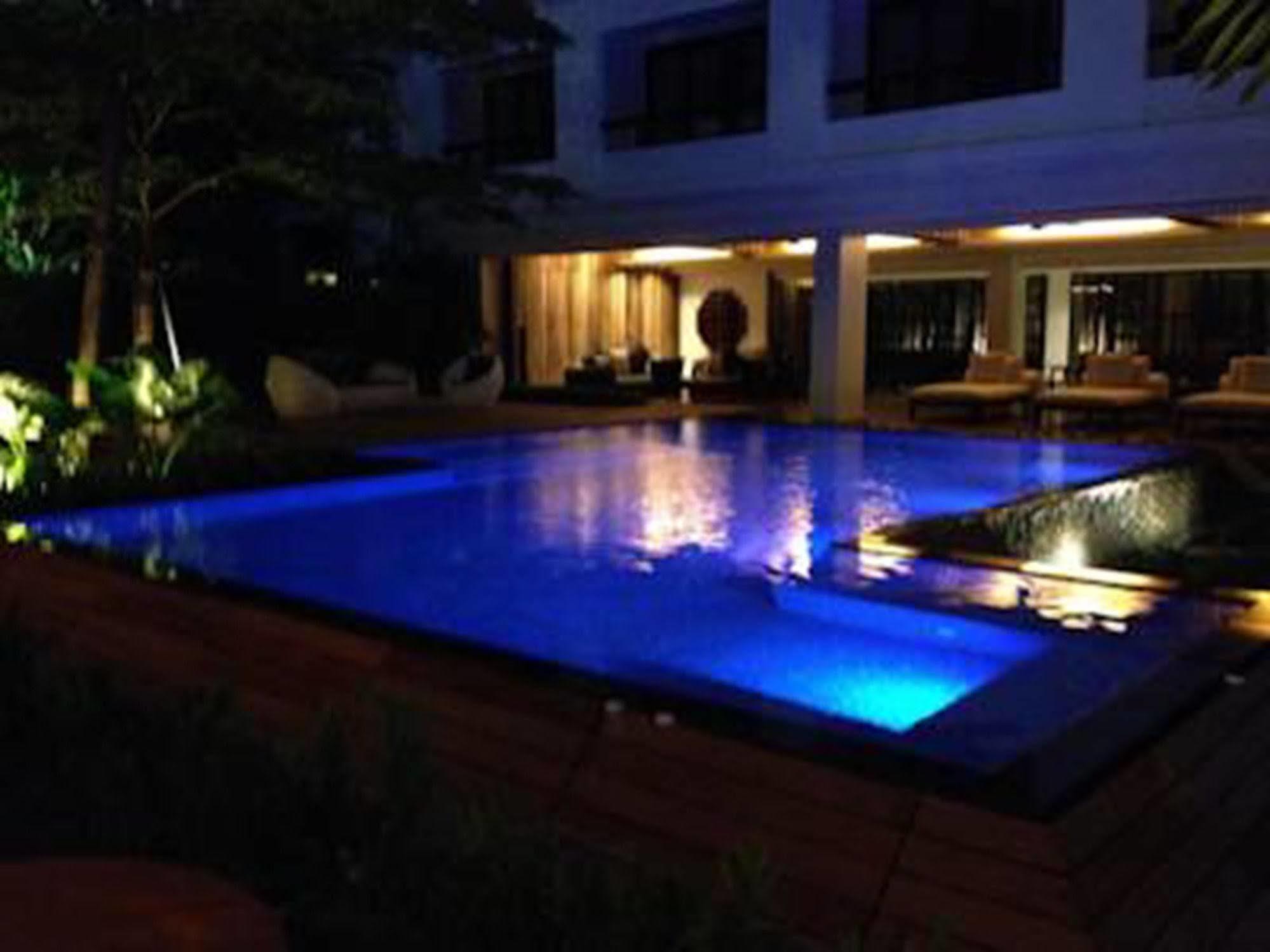 Uma Residence Bangkok Exteriér fotografie