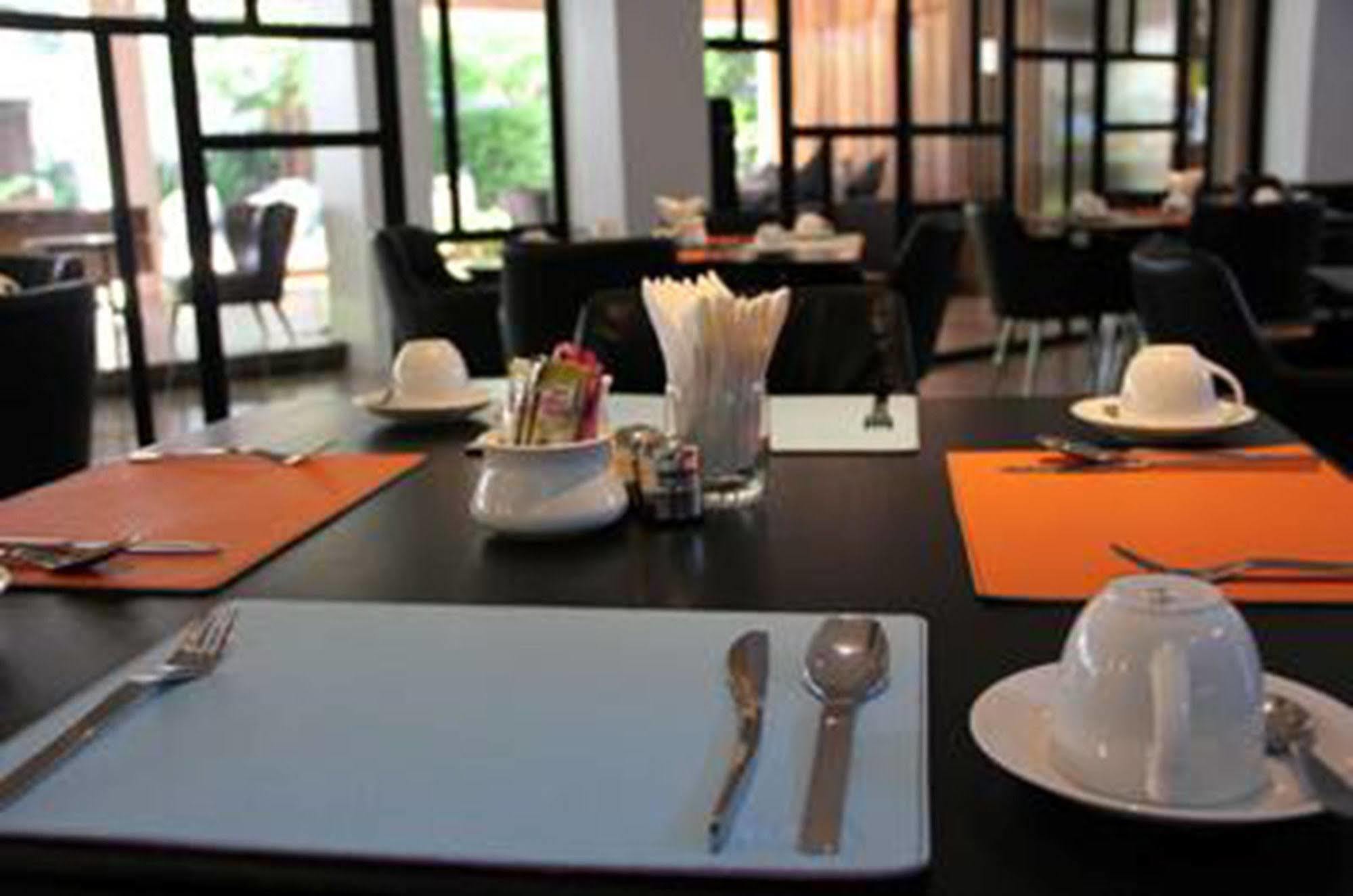 Uma Residence Bangkok Exteriér fotografie
